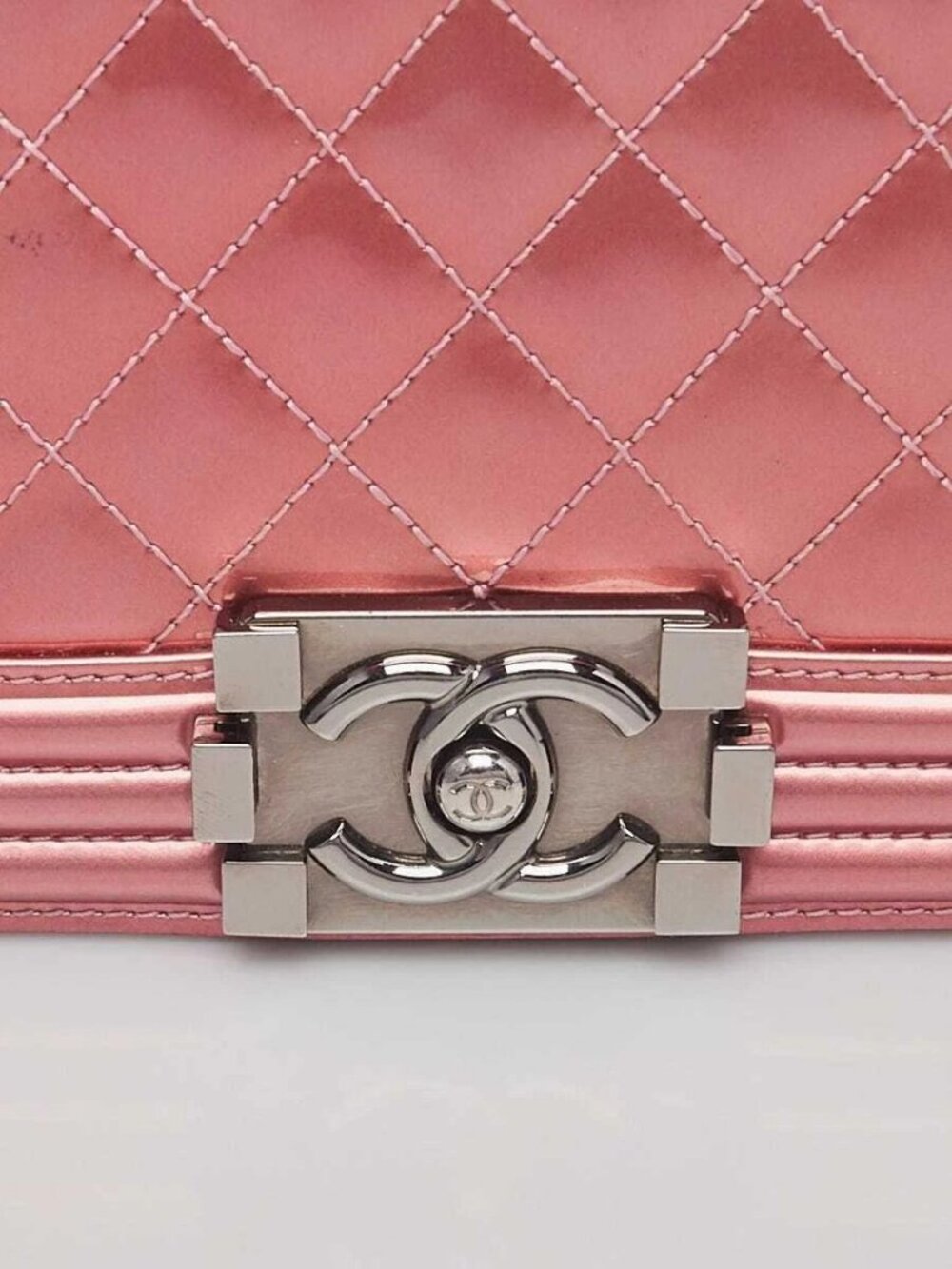 Chanel Pink Quilted Patent Leather New Medium Boy Bag - Picture 6 of 11